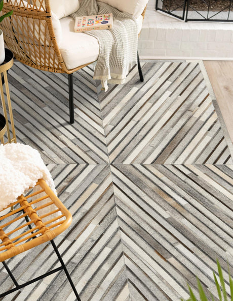 Authentic Luxury Gray Ivory 3' 1 x 5' 1 Cowhide Leather Rectangle Area Rug Modern Interior Design 100% Real Natural Cowhide Carpet for Designer Home Decor for Sale at Rug Engine