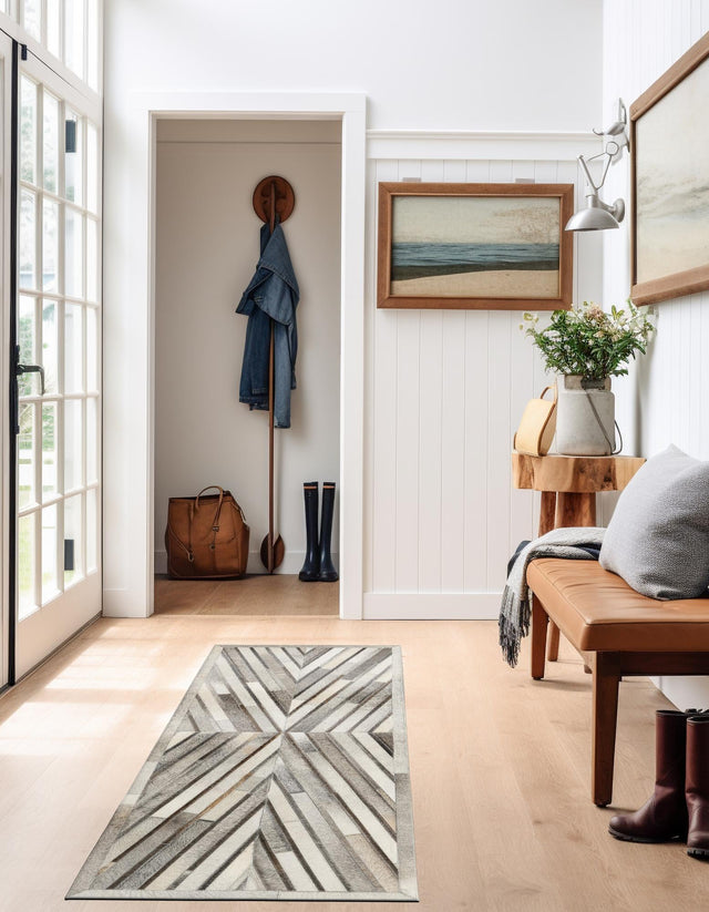 Gray Ivory 1' 2 x 3' 1 Cowhide Leather Runner Rug