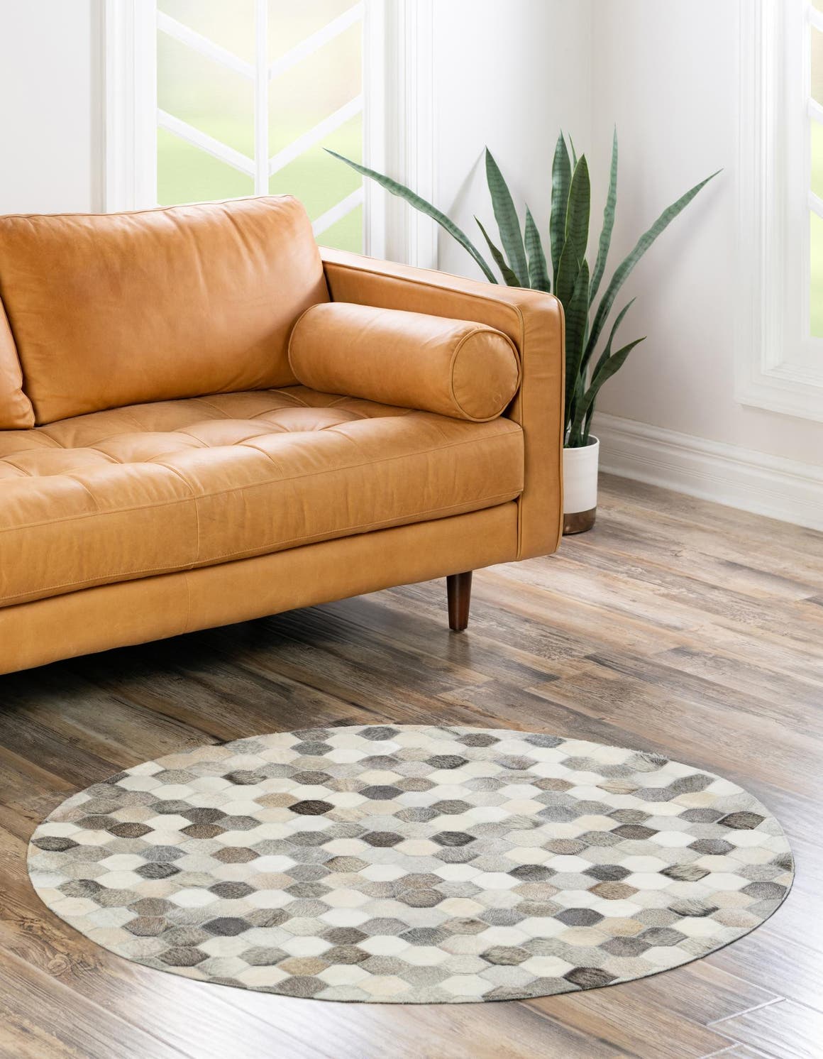 Authentic Luxury Ivory Gray 7' 10 x 7' 10 Cowhide Leather Round Area Rug Modern Interior Design 100% Real Natural Cowhide Carpet for Designer Home Decor for Sale at Rug Engine