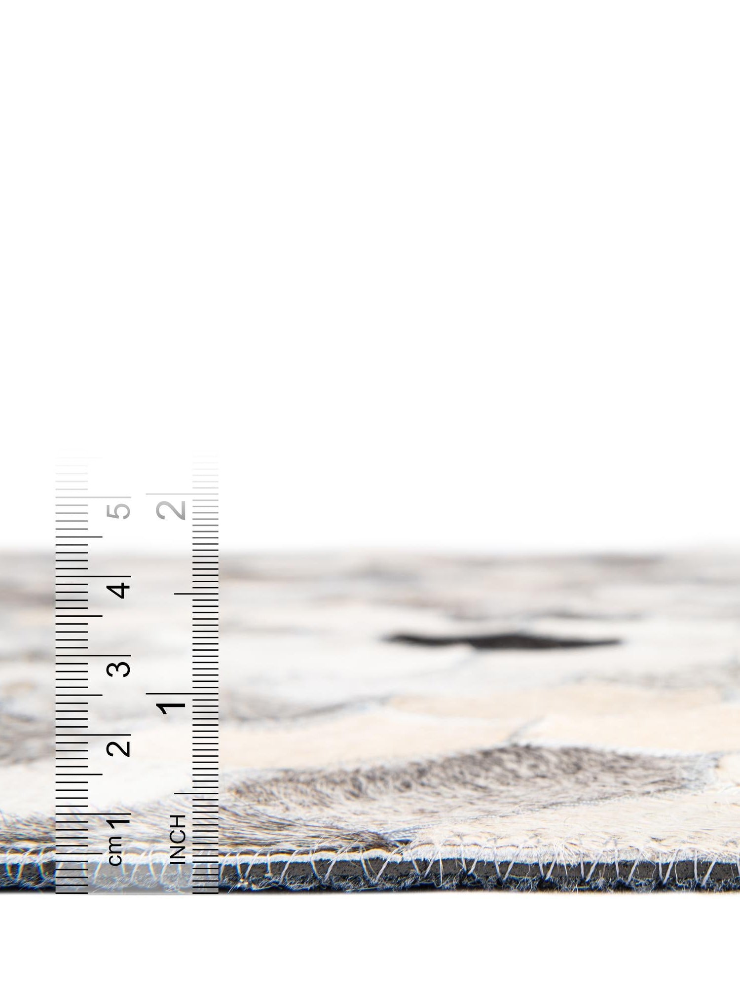 Authentic Luxury Ivory Gray 4' 1 x 4' 1 Cowhide Leather Round Area Rug Modern Interior Design 100% Real Natural Cowhide Carpet for Designer Home Decor for Sale at Rug Engine