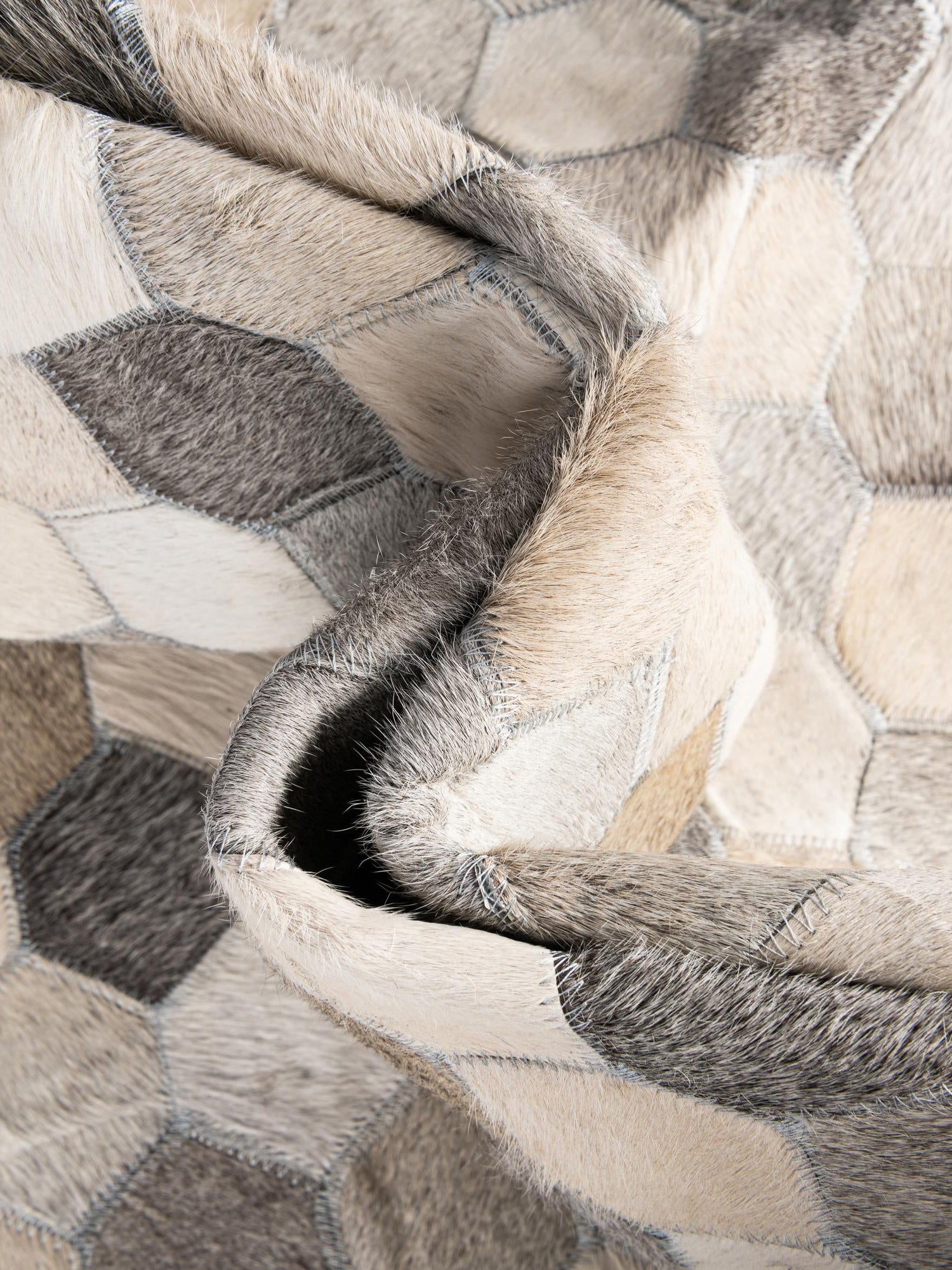 Authentic Luxury Ivory Gray 4' 1 x 4' 1 Cowhide Leather Round Area Rug Modern Interior Design 100% Real Natural Cowhide Carpet for Designer Home Decor for Sale at Rug Engine