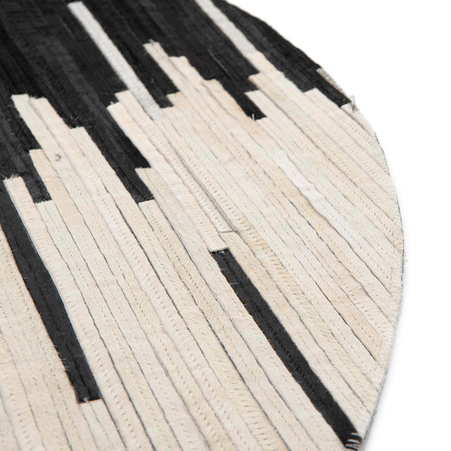Black White 4' 1 x 4' 1 Cowhide Leather Round Rug