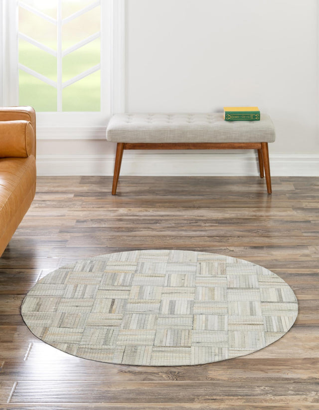 Light Brown Ivory 4' 1 x 4' 1 Cowhide Leather Round Rug