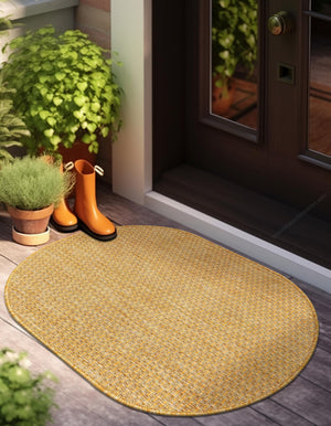Corn Harvest Yellow 2' x 3' 1 Outdoor Solid Oval Rug