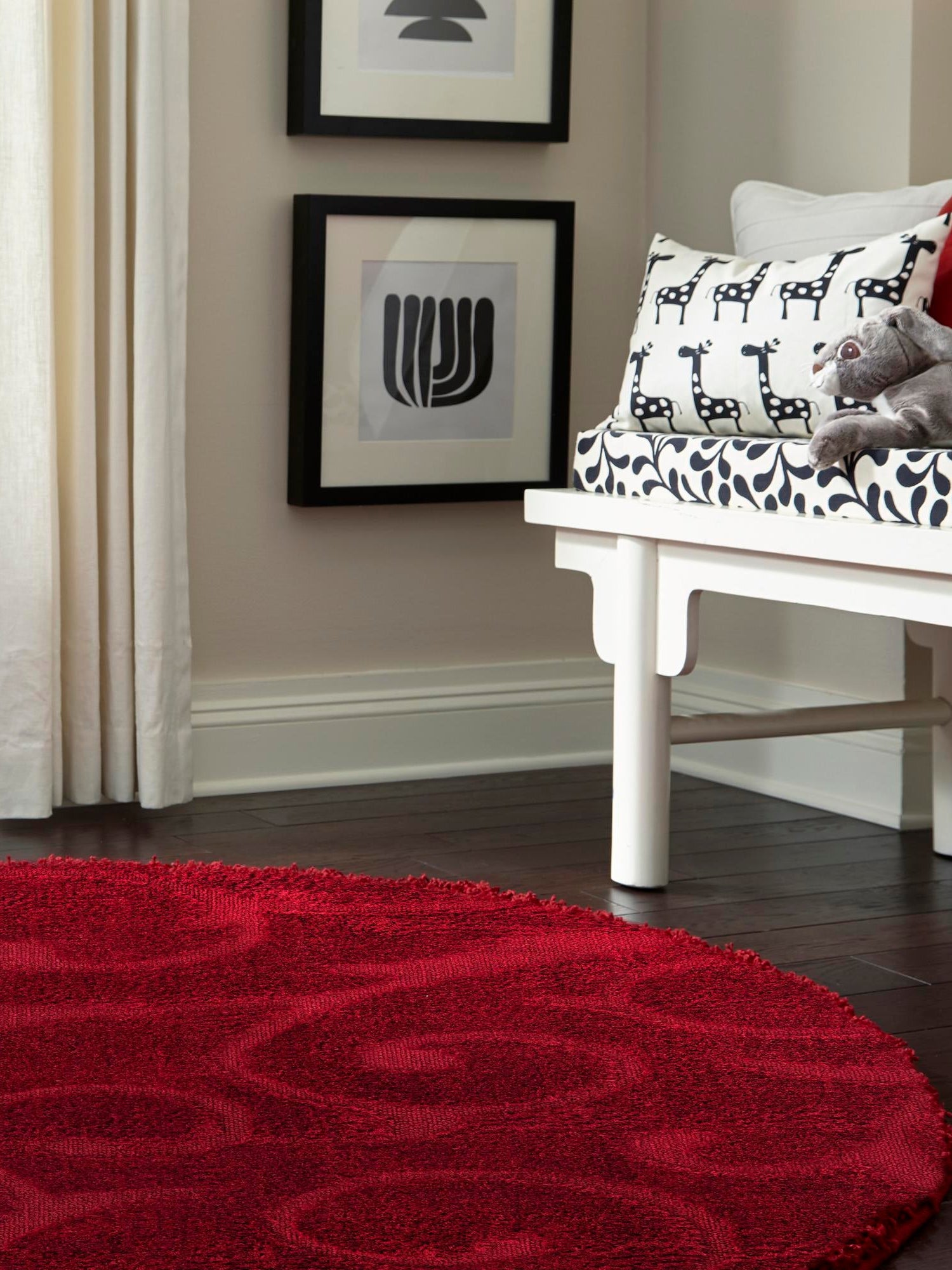 Red 3' 3 x 3' 3 Floral Shag Round Area Rug Thick Soft Touch Fluffy & Plush Shaggy Pile 100% Polyester With Cotton Backing Carpet for Interior Design for Sale at Rug Engine