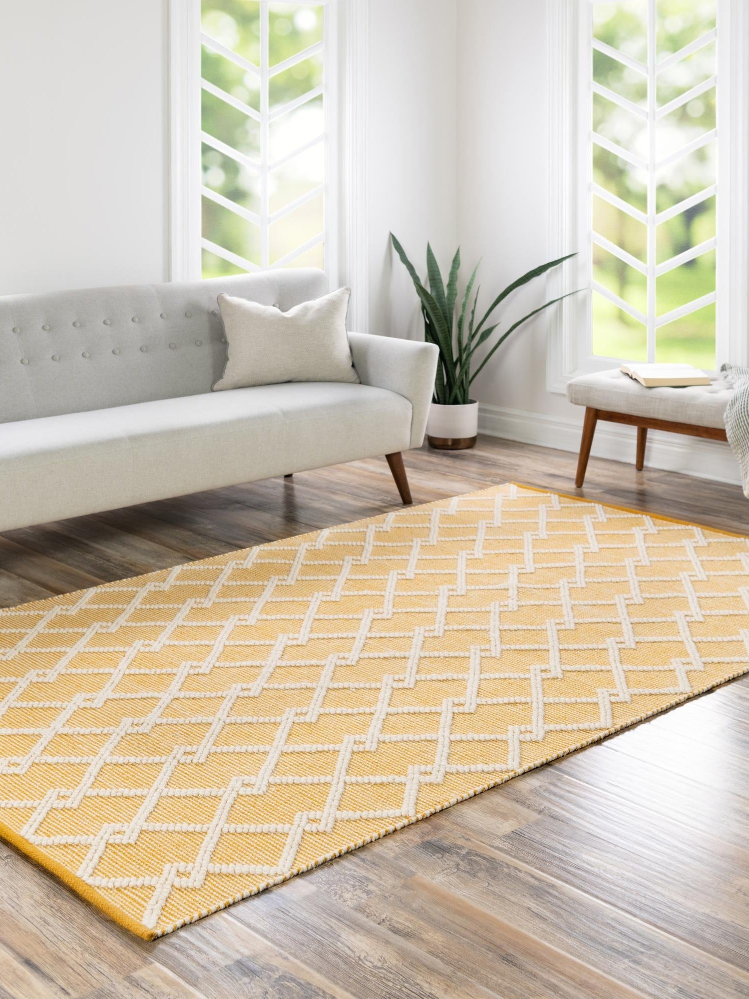 English Daisy 4' 1 x 6' 1 Jill Zarin Dorset Rectangle Area Rug Premium Wool & Cotton Blend All Natural Pile Carpet for Bedrooms, Offices, Living Rooms, Dorms for Sale at Rug Engine