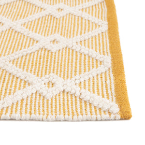 English Daisy 5' 1 x 8' Jill Zarin Dorset Rectangle Area Rug Premium Wool & Cotton Blend All Natural Pile Carpet for Bedrooms, Offices, Living Rooms, Dorms for Sale at Rug Engine