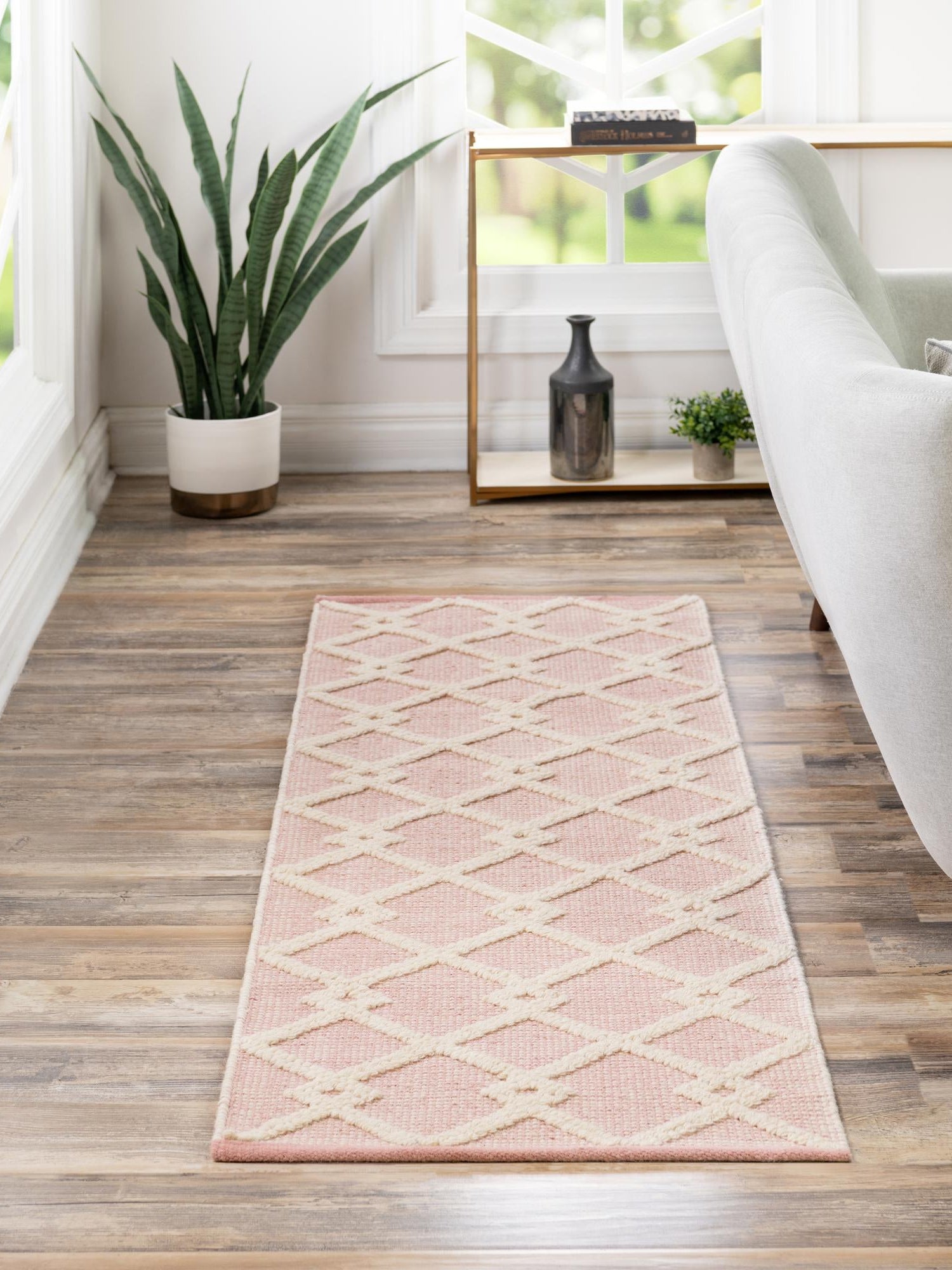 English Rose 2' 7 x 12' Jill Zarin Dorset Runner Area Rug Premium Wool & Cotton Blend All Natural Pile Carpet for Bedrooms, Offices, Living Rooms, Dorms for Sale at Rug Engine