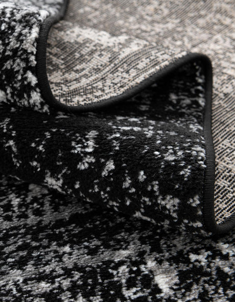 Black 2' 2 x 4' Sofia Semicircle Hearth Rug
