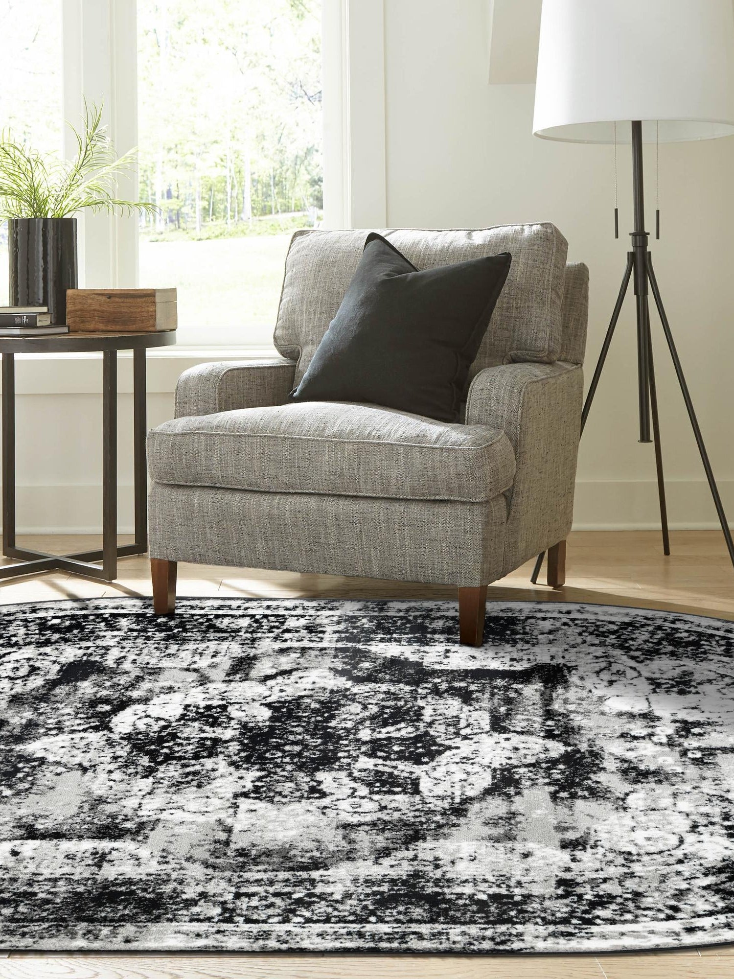 Black 5' 3 x 8' Sofia Oval Area Rug Durable Easy Clean Stain Resistant Unique Carpet for Affordable Interior Home Design for Sale at Rug Engine