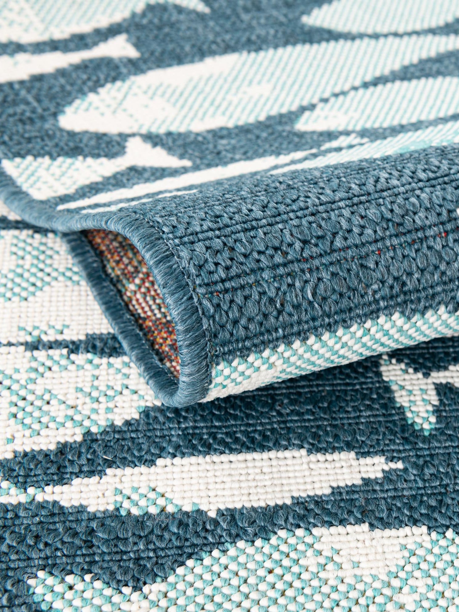 Blue 7' 1 x 7' 1 Outdoor Coastal Round Area Rug Weather Resistant for Patio, Deck, Terrace, Balcony, Porch 100% Polypropylene Coastal Decor Carpet for Sale at Rug Engine