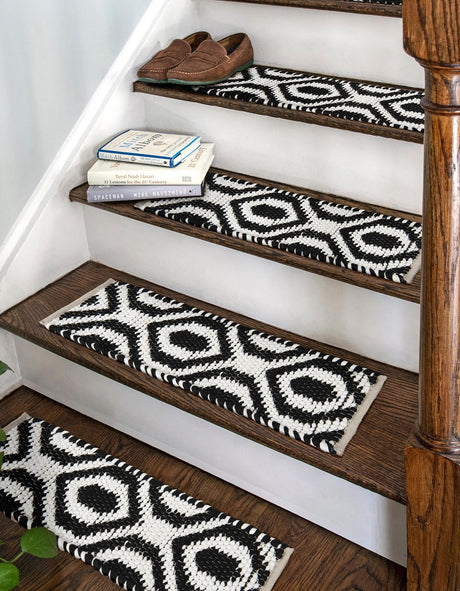13 pcs Black and White 0' 9 x 2' 6 Chindi Jute Indoor Stair Treads Accent Area Rug Staircase Set Interior Design Home Decor Carpet Mat for Sale at Rug Engine