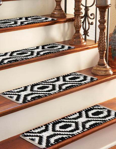 13 pcs Black and White 0' 9 x 2' 6 Chindi Jute Indoor Stair Treads Accent Area Rug Staircase Set Interior Design Home Decor Carpet Mat for Sale at Rug Engine