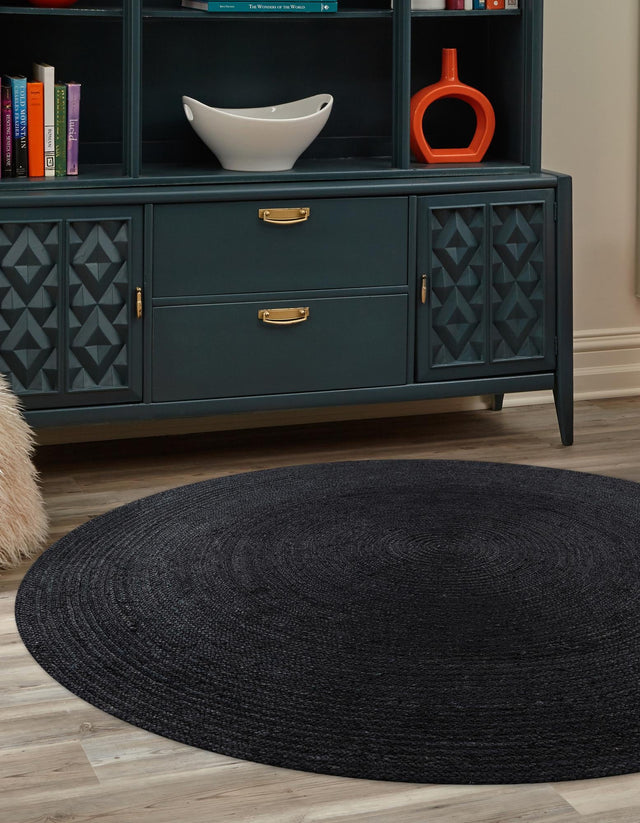 Black 10' x 10' Braided Jute Round Rug