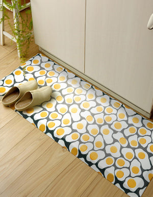 Black and White 2' x 3' Comfort Mat Rectangle Rug
