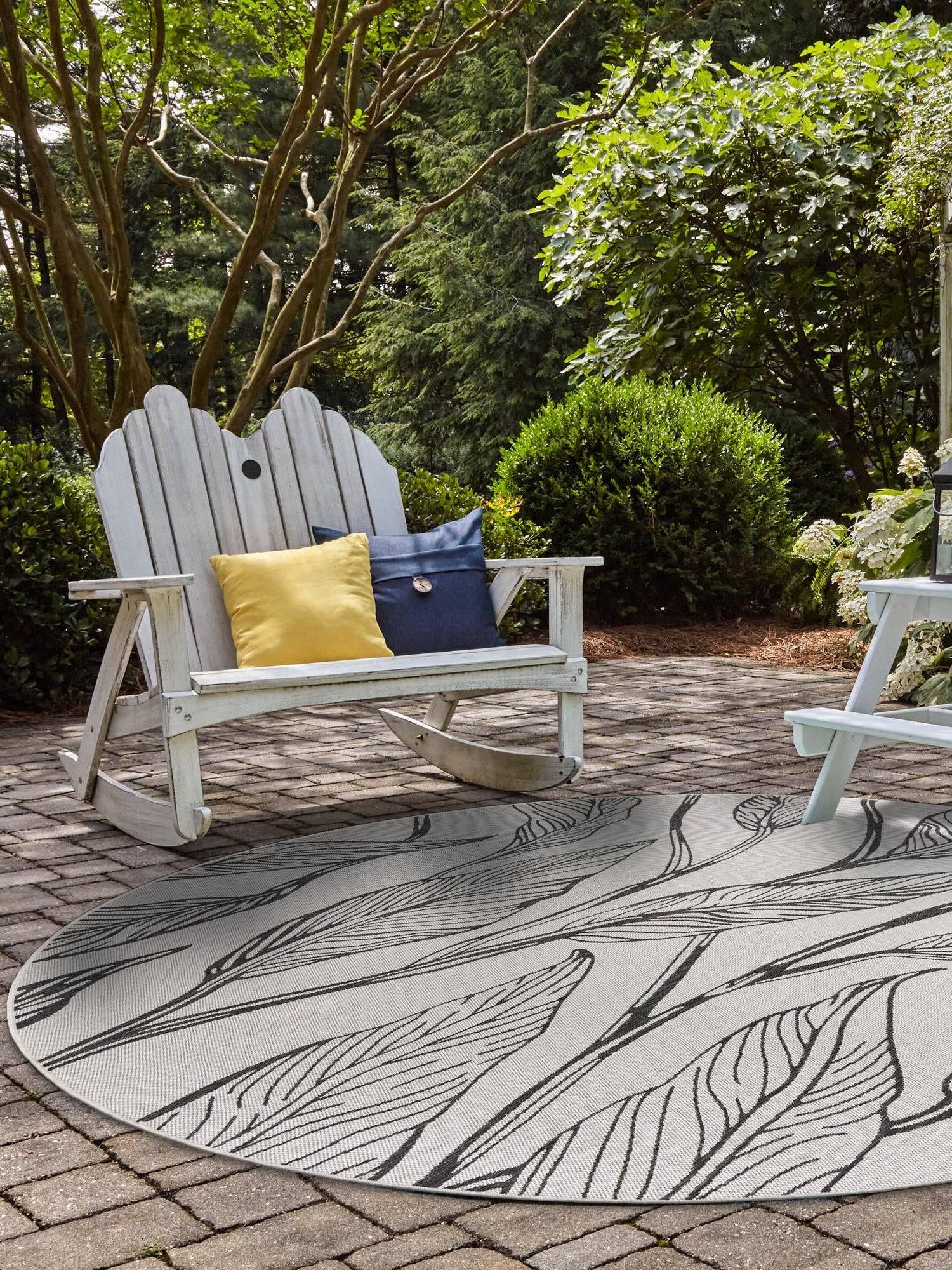 Charcoal Ivory 10' 8 x 10' 8 Outdoor Botanical Round Area Rug Weather Resistant for Patio, Deck, Terrace, Balcony, Porch Polypropylene Garden Floral Tropical Carpet for Sale at Rug Engine