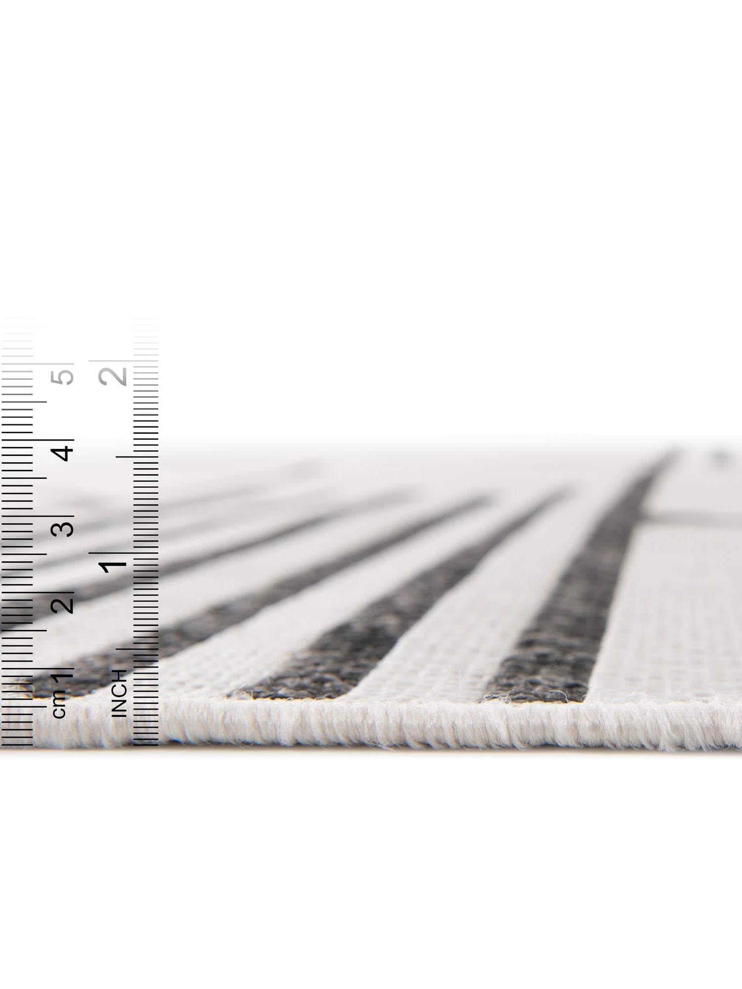 White and Black 10' x 10' Outdoor Modern Round Area Rug Weather Resistant for Patio, Deck, Terrace, Balcony, Porch 100% Polypropylene Modern Outside Carpet for Sale at Rug Engine