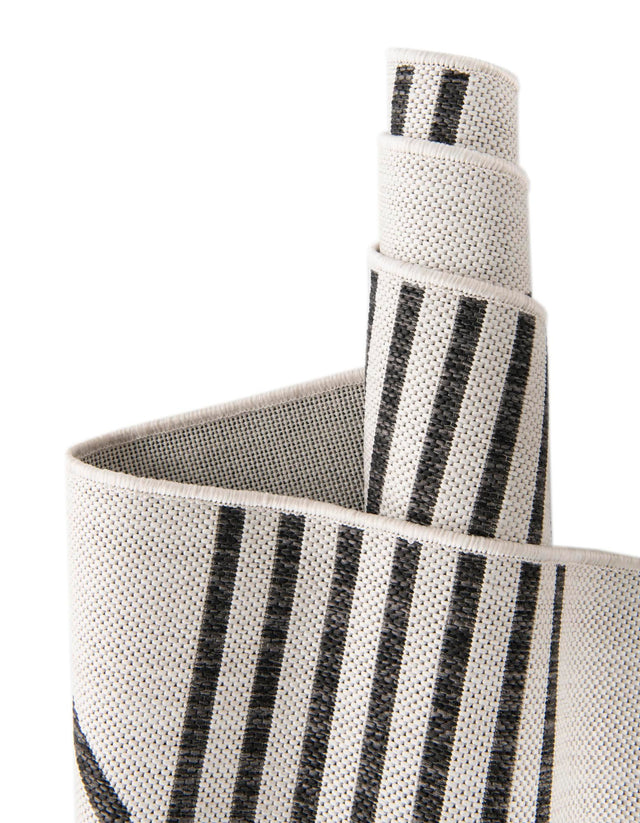 White and Black 10' x 10' Outdoor Modern Round Area Rug Weather Resistant for Patio, Deck, Terrace, Balcony, Porch 100% Polypropylene Modern Outside Carpet for Sale at Rug Engine