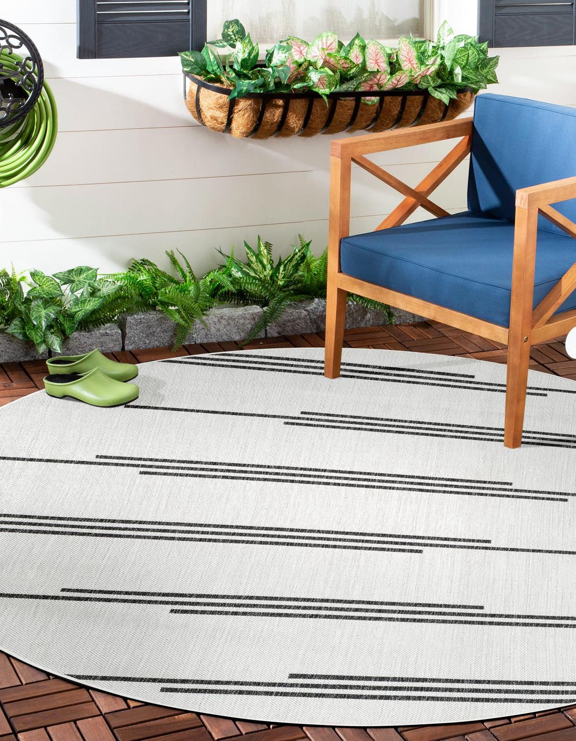 White and Black 6' 1 x 6' 1 Outdoor Modern Round Area Rug Weather Resistant for Patio, Deck, Terrace, Balcony, Porch 100% Polypropylene Modern Outside Carpet for Sale at Rug Engine
