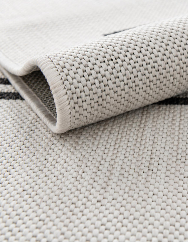 White and Black 6' 1 x 6' 1 Outdoor Modern Round Area Rug Weather Resistant for Patio, Deck, Terrace, Balcony, Porch 100% Polypropylene Modern Outside Carpet for Sale at Rug Engine