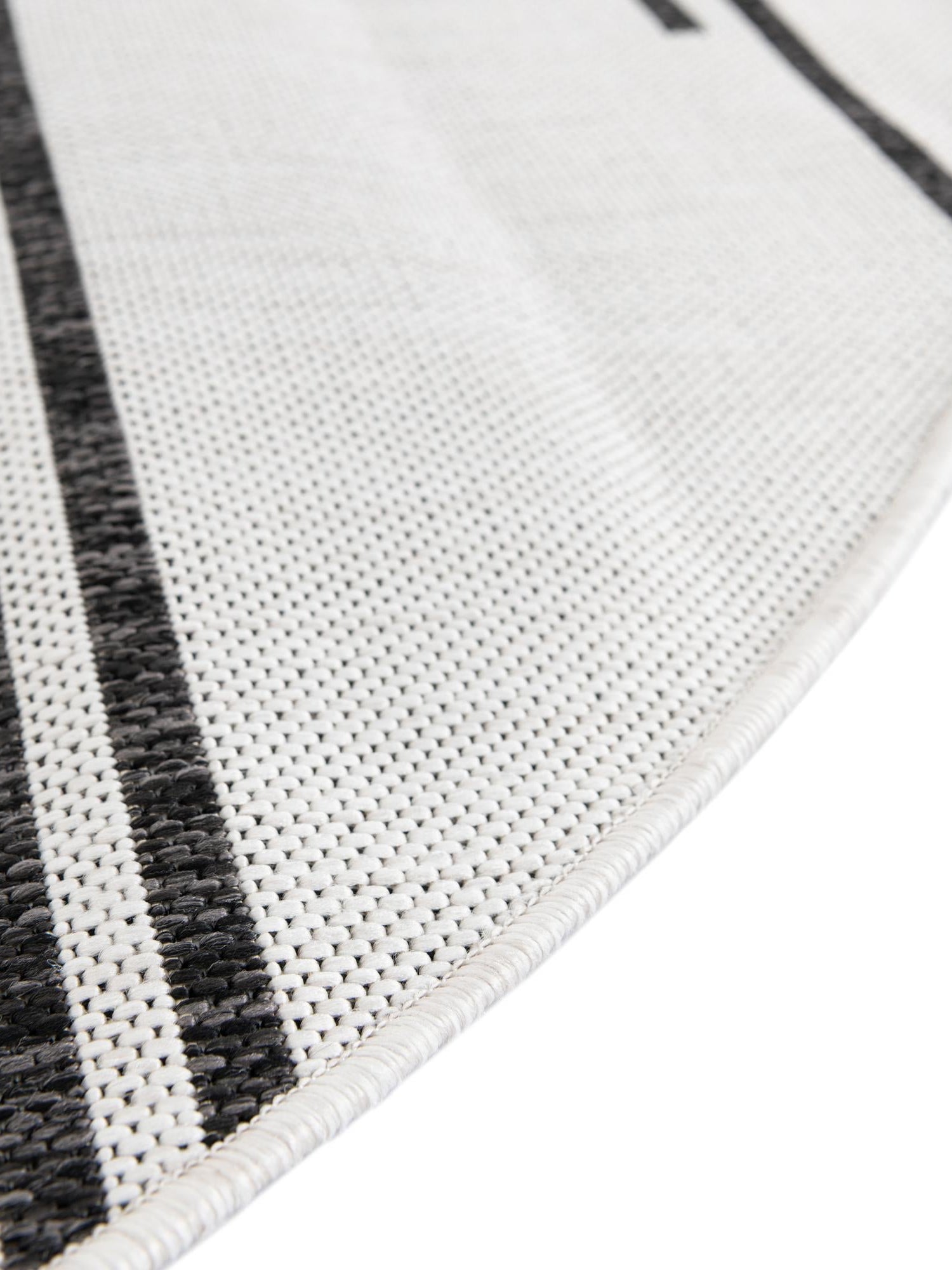 White and Black 7' 10 x 7' 10 Outdoor Modern Round Area Rug Weather Resistant for Patio, Deck, Terrace, Balcony, Porch 100% Polypropylene Modern Outside Carpet for Sale at Rug Engine