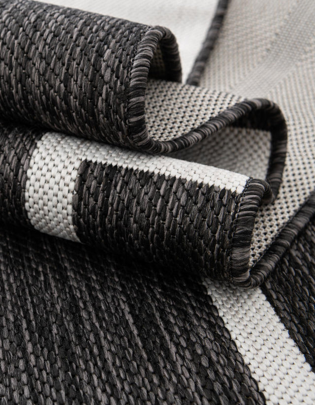 Black and White 3' 1 x 3' 1 Outdoor Modern Round Area Rug Weather Resistant for Patio, Deck, Terrace, Balcony, Porch 100% Polypropylene Modern Outside Carpet for Sale at Rug Engine