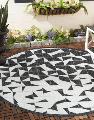 Black and White 10' x 10' Outdoor Modern Round Area Rug Weather Resistant for Patio, Deck, Terrace, Balcony, Porch 100% Polypropylene Modern Outside Carpet for Sale at Rug Engine