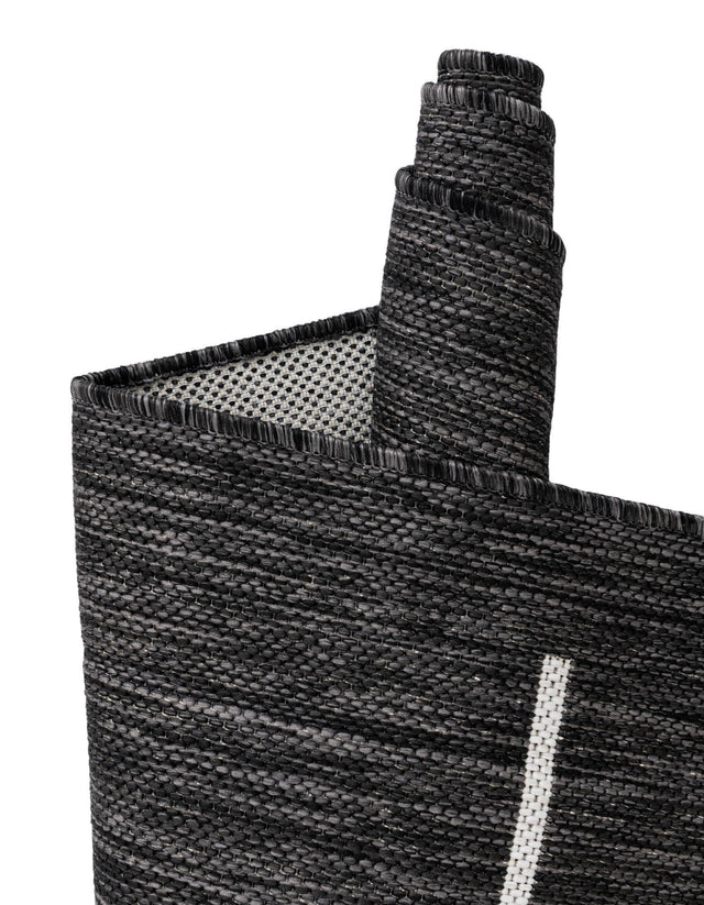 Black and White 8' x 10' Outdoor Modern Rectangle Rug