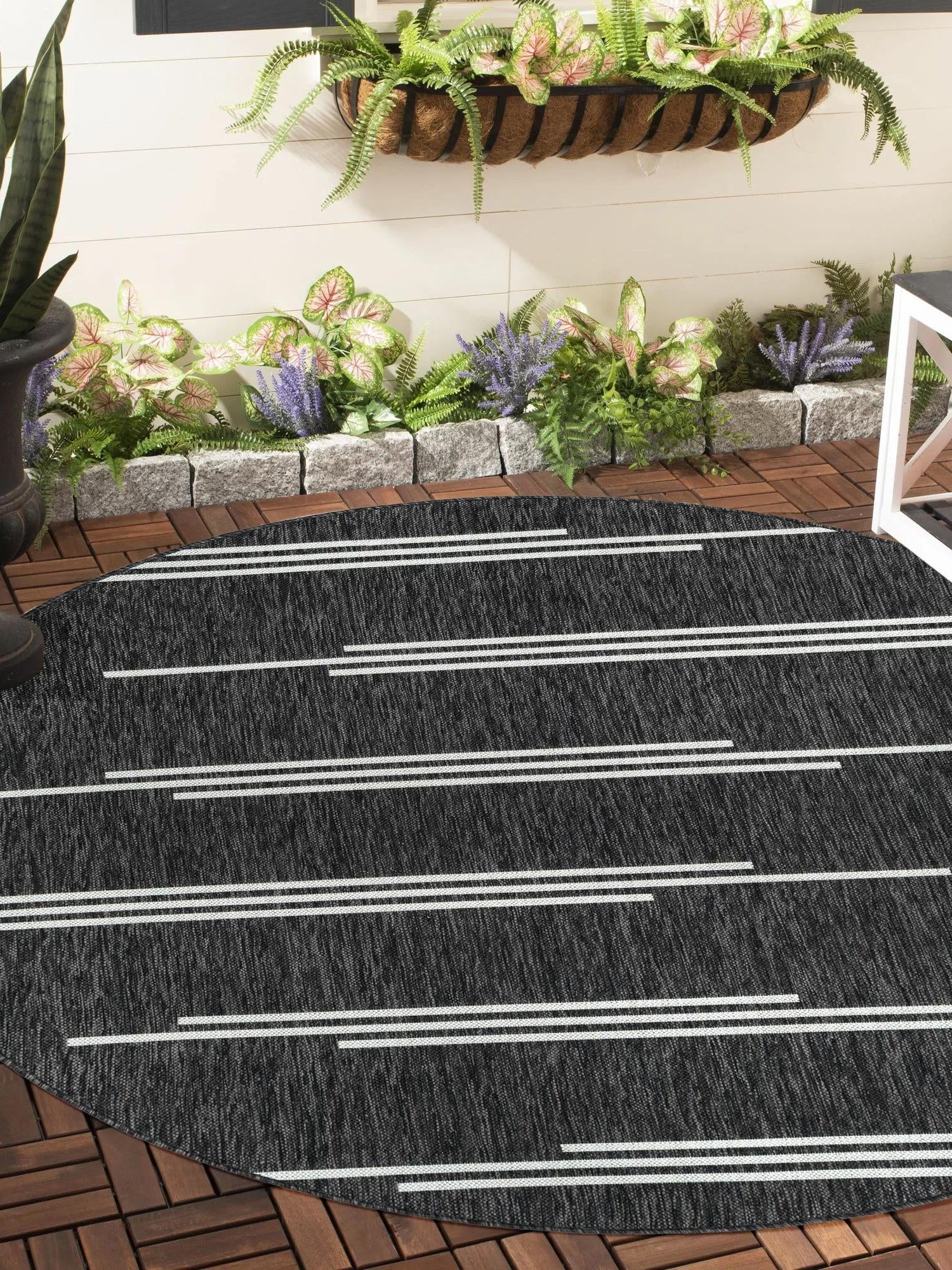 Black and White 7' 10 x 7' 10 Outdoor Modern Round Area Rug Weather Resistant for Patio, Deck, Terrace, Balcony, Porch 100% Polypropylene Modern Outside Carpet for Sale at Rug Engine