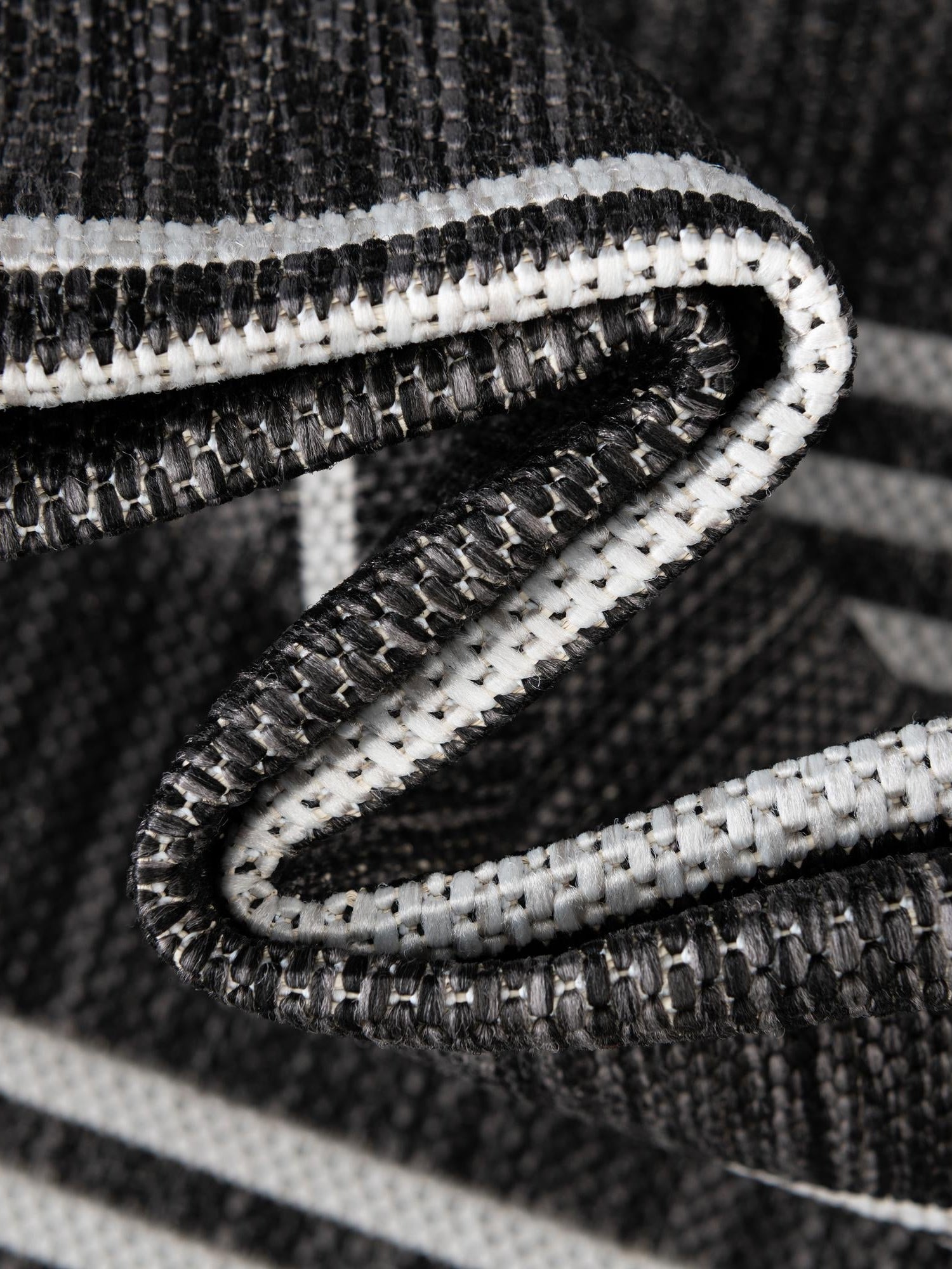 Black and White 3' 1 x 3' 1 Outdoor Modern Round Area Rug Weather Resistant for Patio, Deck, Terrace, Balcony, Porch 100% Polypropylene Modern Outside Carpet for Sale at Rug Engine