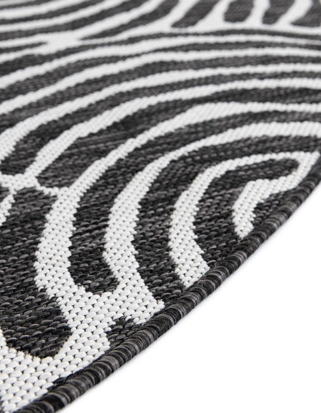 Black and White 4' 1 x 4' 1 Outdoor Modern Round Area Rug Weather Resistant for Patio, Deck, Terrace, Balcony, Porch 100% Polypropylene Modern Outside Carpet for Sale at Rug Engine