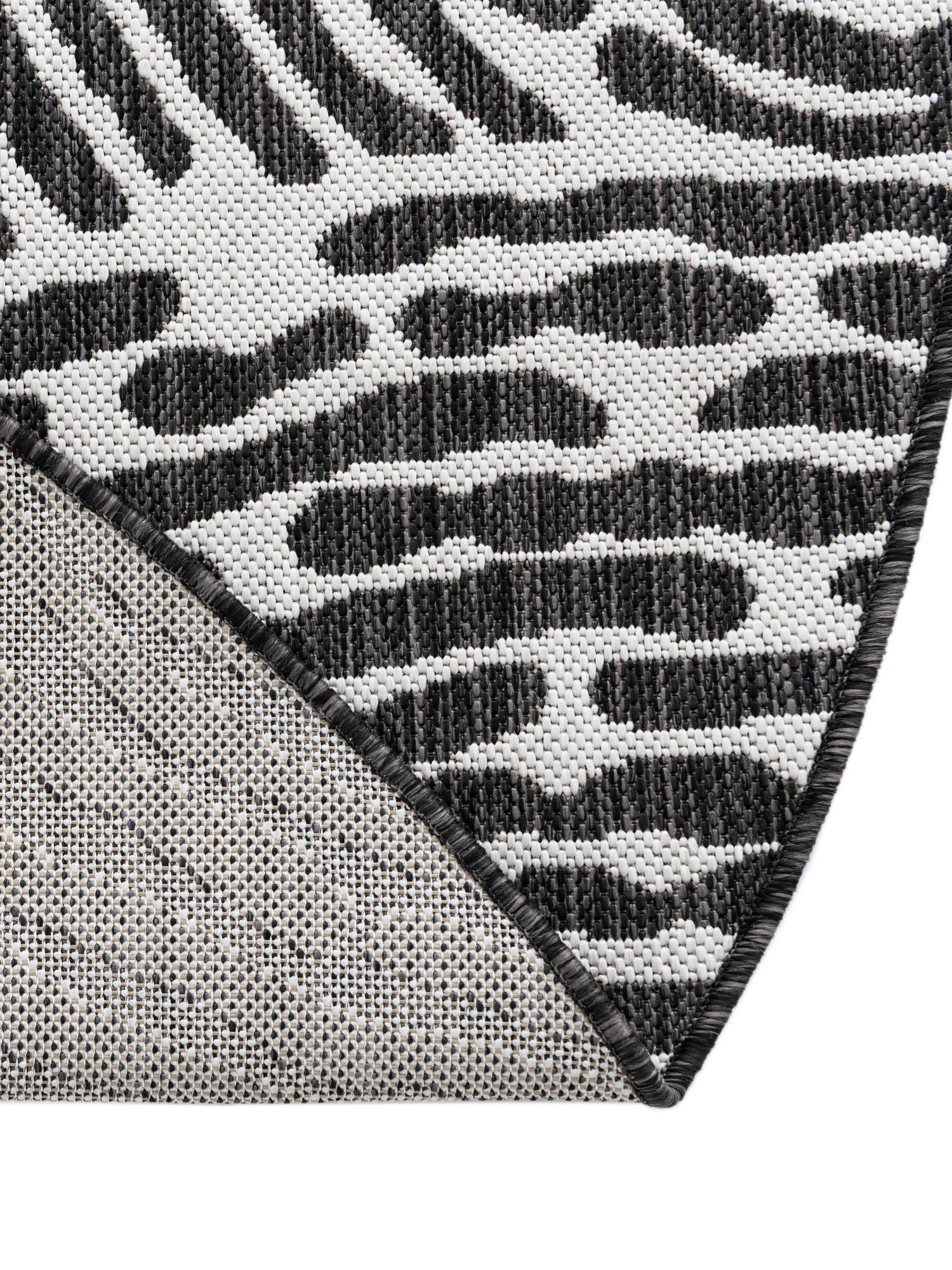 Black and White 10' x 10' Outdoor Modern Round Area Rug Weather Resistant for Patio, Deck, Terrace, Balcony, Porch 100% Polypropylene Modern Outside Carpet for Sale at Rug Engine