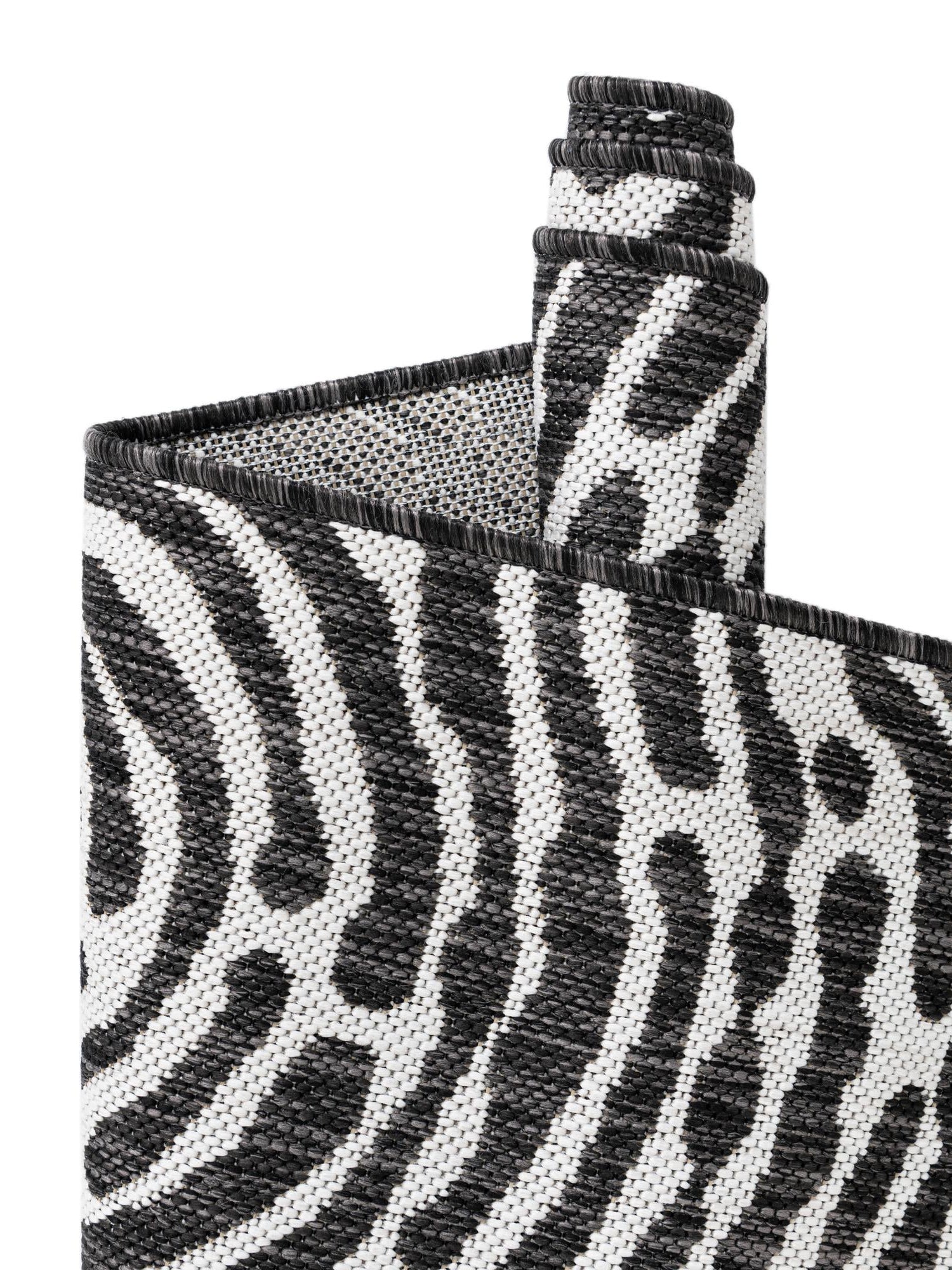 Black and White 12' x 12' Outdoor Modern Round Area Rug Weather Resistant for Patio, Deck, Terrace, Balcony, Porch 100% Polypropylene Modern Outside Carpet for Sale at Rug Engine