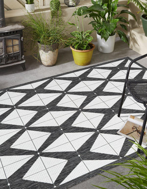 Black and White 2' x 3' 1 Outdoor Modern Rectangle Area Rug Weather Resistant for Patio, Deck, Terrace, Balcony, Porch 100% Polypropylene Modern Outside Carpet for Sale at Rug Engine