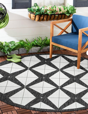 Black and White 10' x 10' Outdoor Modern Round Area Rug Weather Resistant for Patio, Deck, Terrace, Balcony, Porch 100% Polypropylene Modern Outside Carpet for Sale at Rug Engine