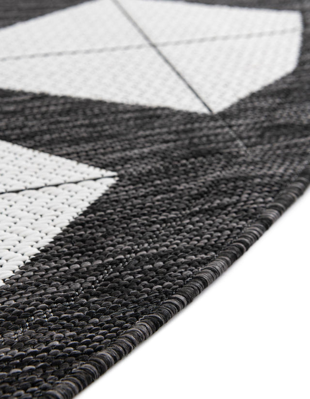 Black and White 4' 1 x 4' 1 Outdoor Modern Round Area Rug Weather Resistant for Patio, Deck, Terrace, Balcony, Porch 100% Polypropylene Modern Outside Carpet for Sale at Rug Engine