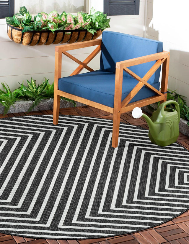 Black and White 6' 1 x 6' 1 Outdoor Modern Round Area Rug Weather Resistant for Patio, Deck, Terrace, Balcony, Porch 100% Polypropylene Modern Outside Carpet for Sale at Rug Engine
