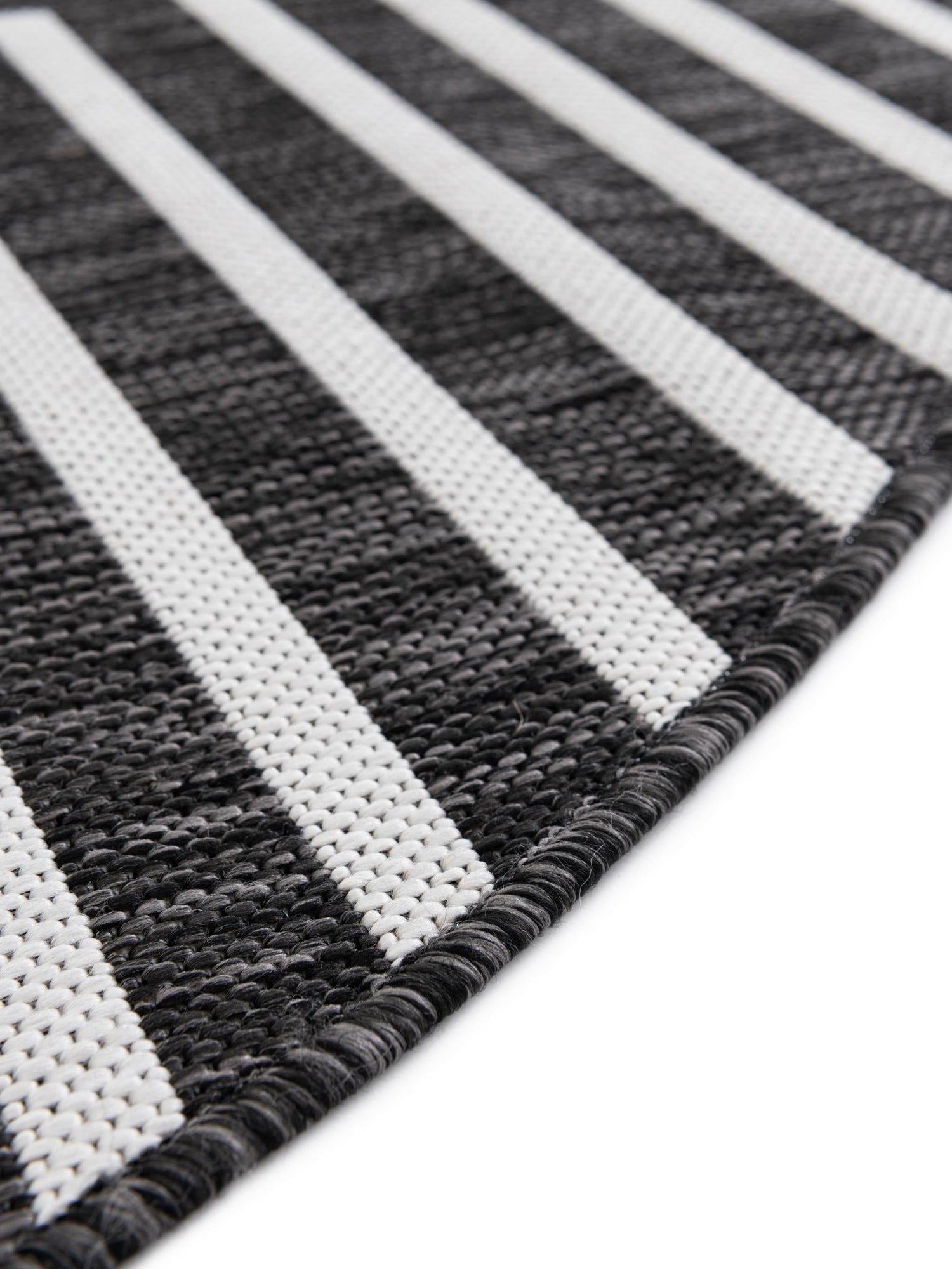 Black and White 4' 1 x 4' 1 Outdoor Modern Round Area Rug Weather Resistant for Patio, Deck, Terrace, Balcony, Porch 100% Polypropylene Modern Outside Carpet for Sale at Rug Engine