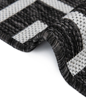 Black and White 12' x 12' Outdoor Modern Round Area Rug Weather Resistant for Patio, Deck, Terrace, Balcony, Porch 100% Polypropylene Modern Outside Carpet for Sale at Rug Engine