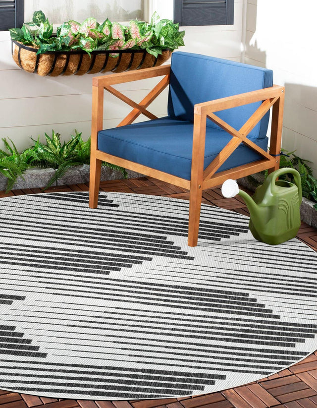Black and White 4' 1 x 4' 1 Outdoor Modern Round Area Rug Weather Resistant for Patio, Deck, Terrace, Balcony, Porch 100% Polypropylene Modern Outside Carpet for Sale at Rug Engine