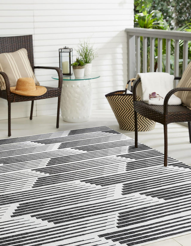 Black and White 7' 10 x 7' 10 Outdoor Modern Square Area Rug Weather Resistant for Patio, Deck, Terrace, Balcony, Porch 100% Polypropylene Modern Outside Carpet for Sale at Rug Engine