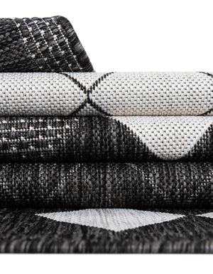 Black and White 7' 10 x 7' 10 Outdoor Modern Round Area Rug Weather Resistant for Patio, Deck, Terrace, Balcony, Porch 100% Polypropylene Modern Outside Carpet for Sale at Rug Engine