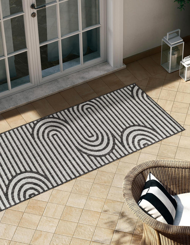 Black and White 2' 7 x 12' Outdoor Modern Runner Area Rug Weather Resistant for Patio, Deck, Terrace, Balcony, Porch