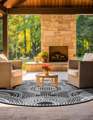 Black and White 12' x 12' Outdoor Traditional Round Area Rug Weather Resistant for Patio, Deck, Terrace, Balcony, Porch Classical Design Outside Carpet for Sale at Rug Engine