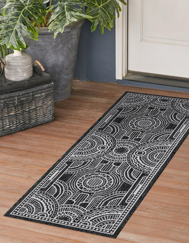 Black and White 3' x 12' Outdoor Traditional Runner Rug