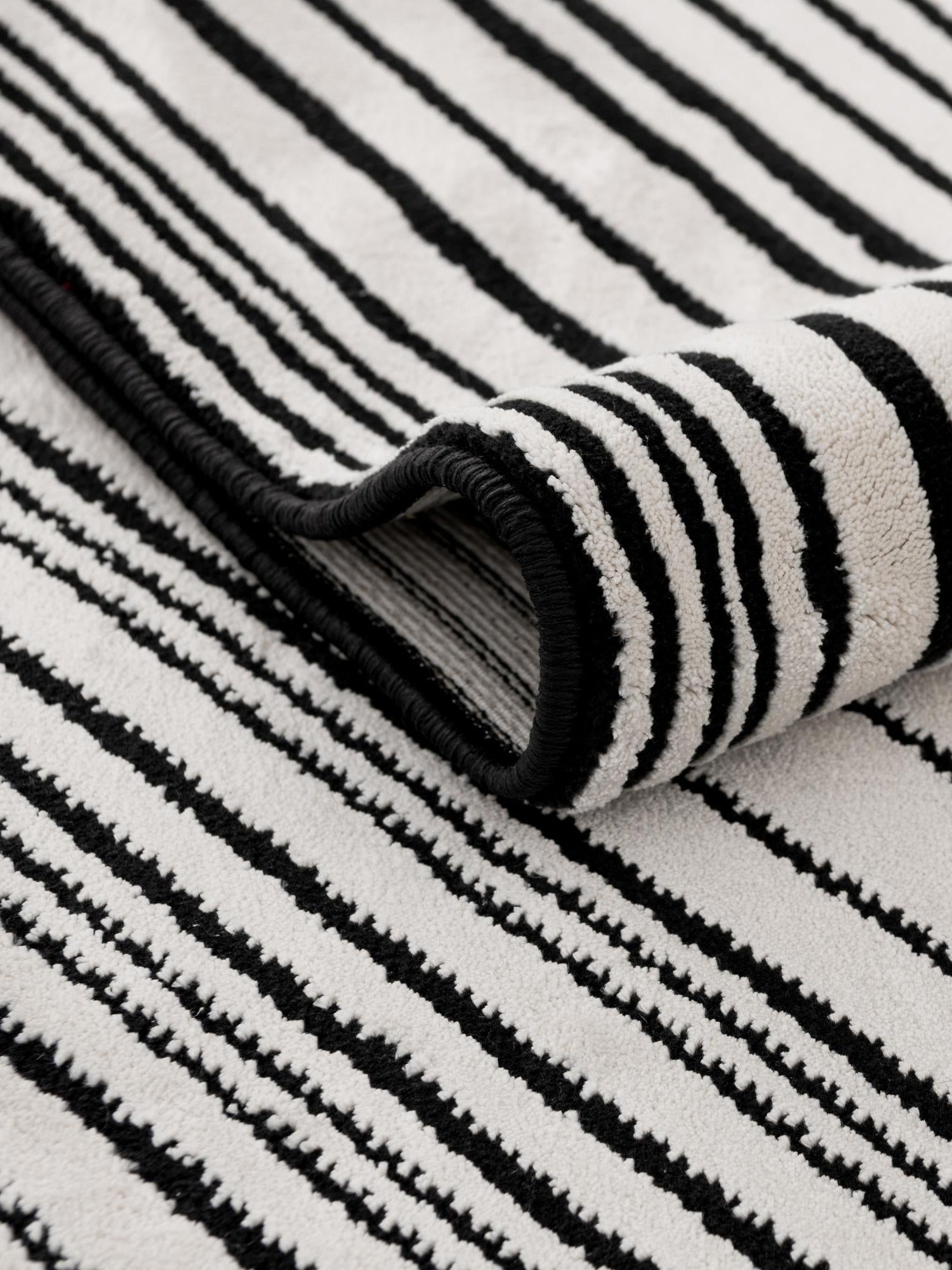 Black and White 7' 1 x 10' Milano Rectangle Area Rug 100% Polyester with Cotton Backing Modern Contemporary Carpet for Home Decor Interior Design for Sale at Rug Engine
