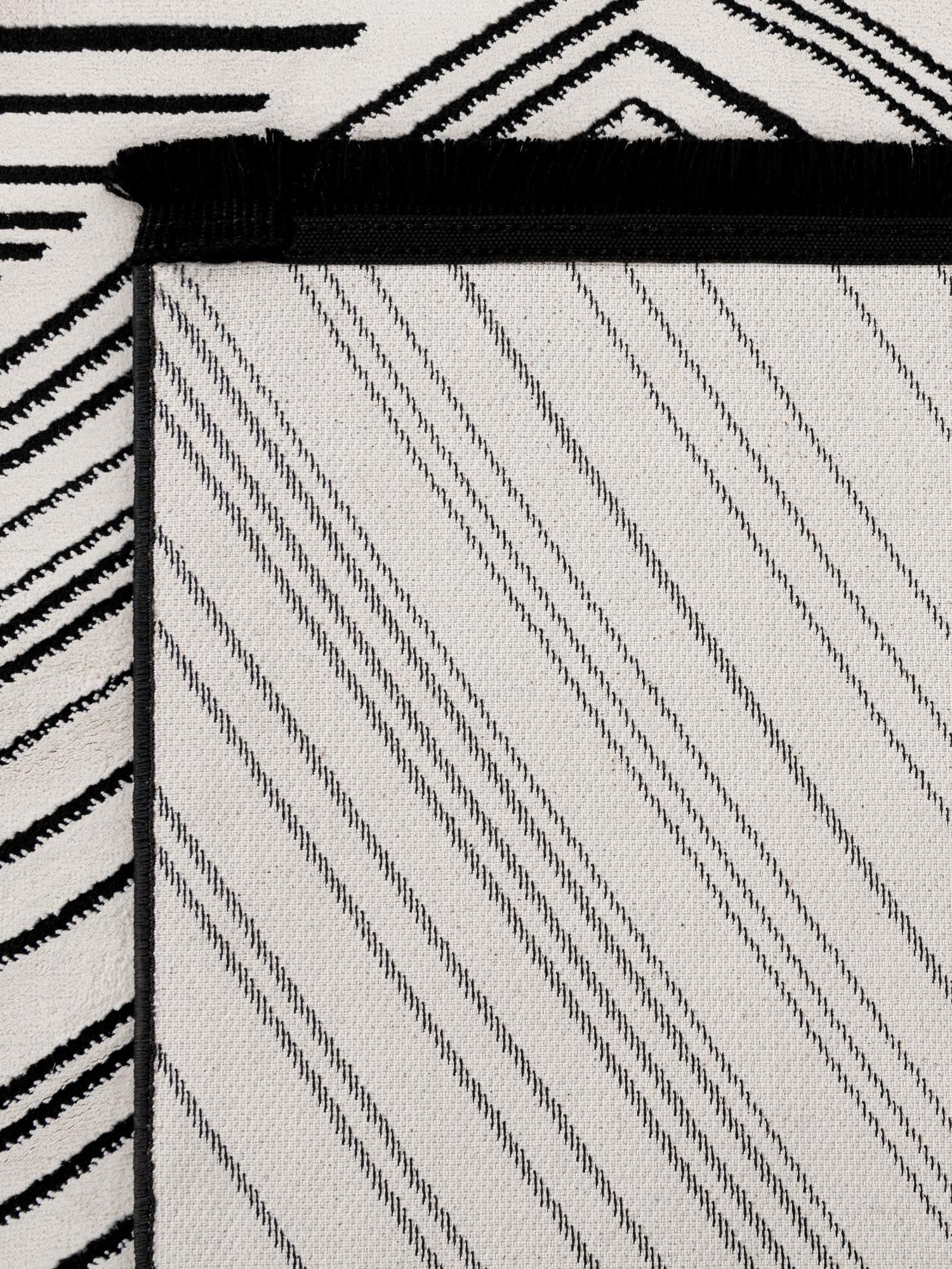 Black and White 5' 3 x 8' Milano Rectangle Area Rug 100% Polyester with Cotton Backing Modern Contemporary Carpet for Home Decor Interior Design for Sale at Rug Engine