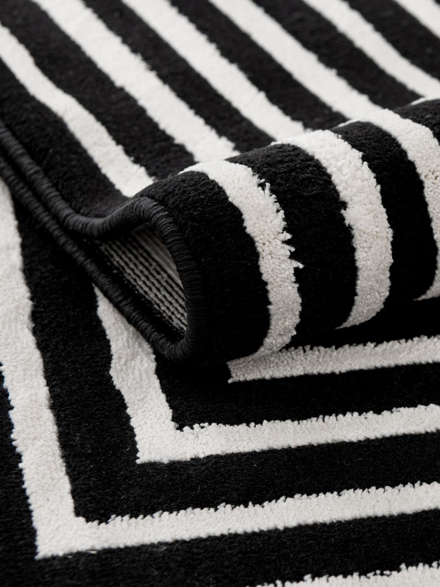 Black and White 2' x 3' 1 Milano Rectangle Area Rug 100% Polyester with Cotton Backing Modern Contemporary Carpet for Home Decor Interior Design for Sale at Rug Engine