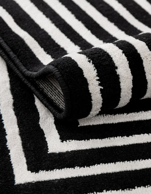 Black and White 9' x 12' Milano Rectangle Area Rug 100% Polyester with Cotton Backing Modern Contemporary Carpet for Home Decor Interior Design for Sale at Rug Engine