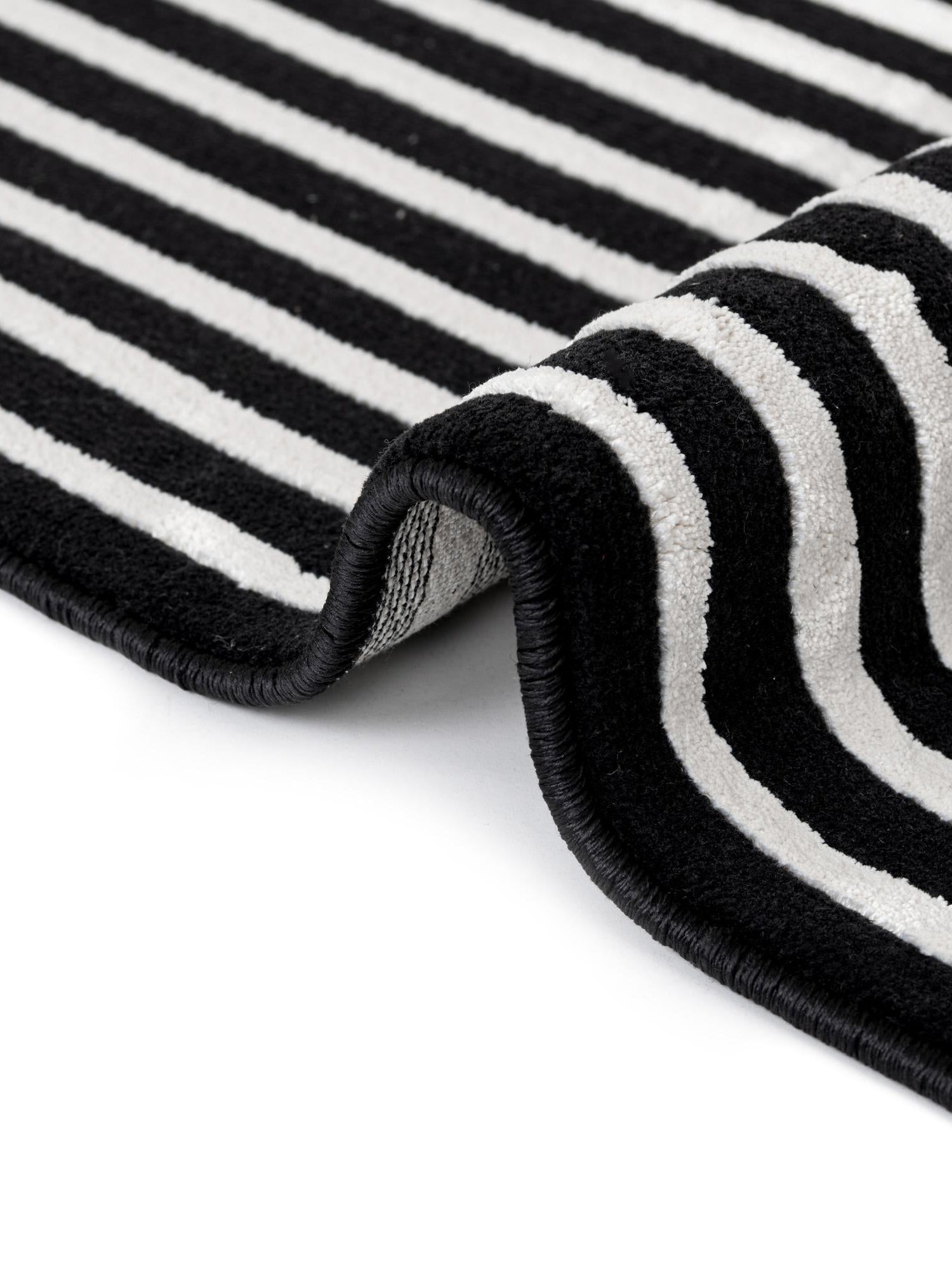 Black and White 2' 7 x 12' Milano Runner Area Rug 100% Polyester with Cotton Backing Modern Contemporary Carpet for Home Decor Interior Design for Sale at Rug Engine